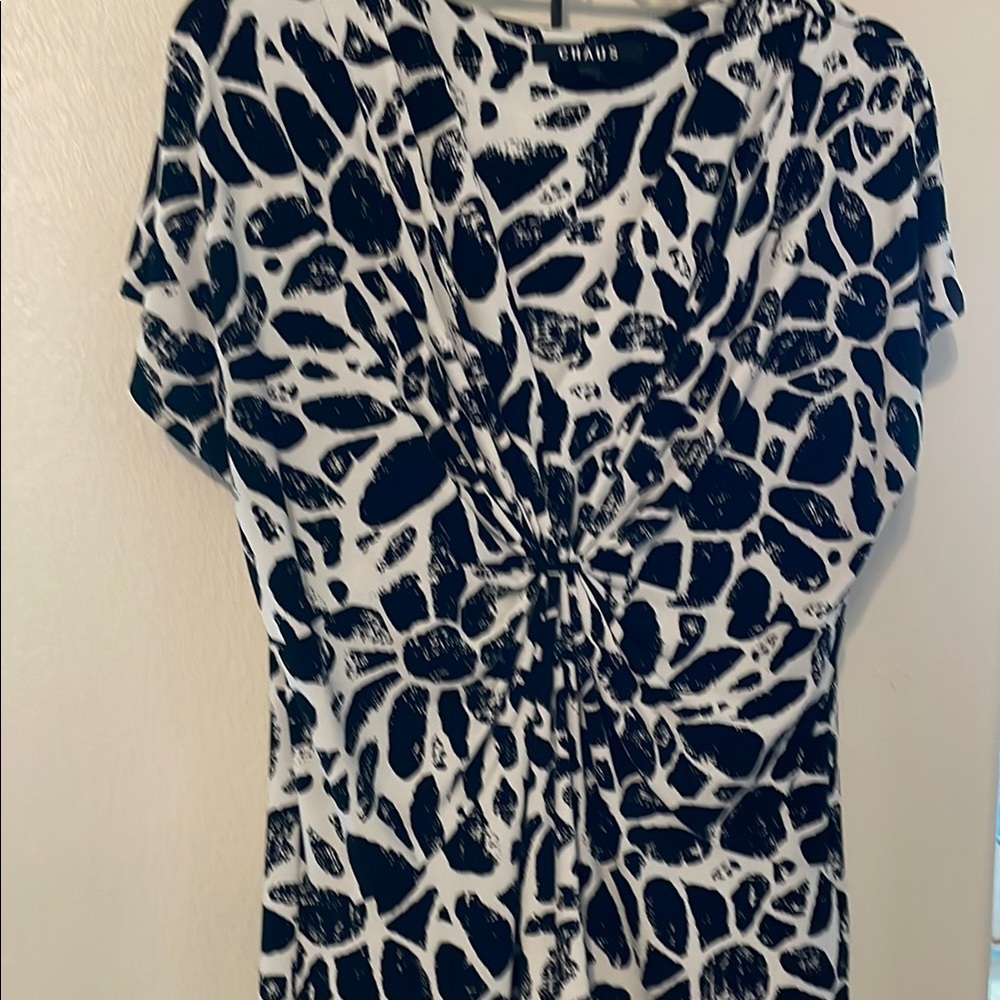 Chaus Black and White Ruched Tie Front Blouse
